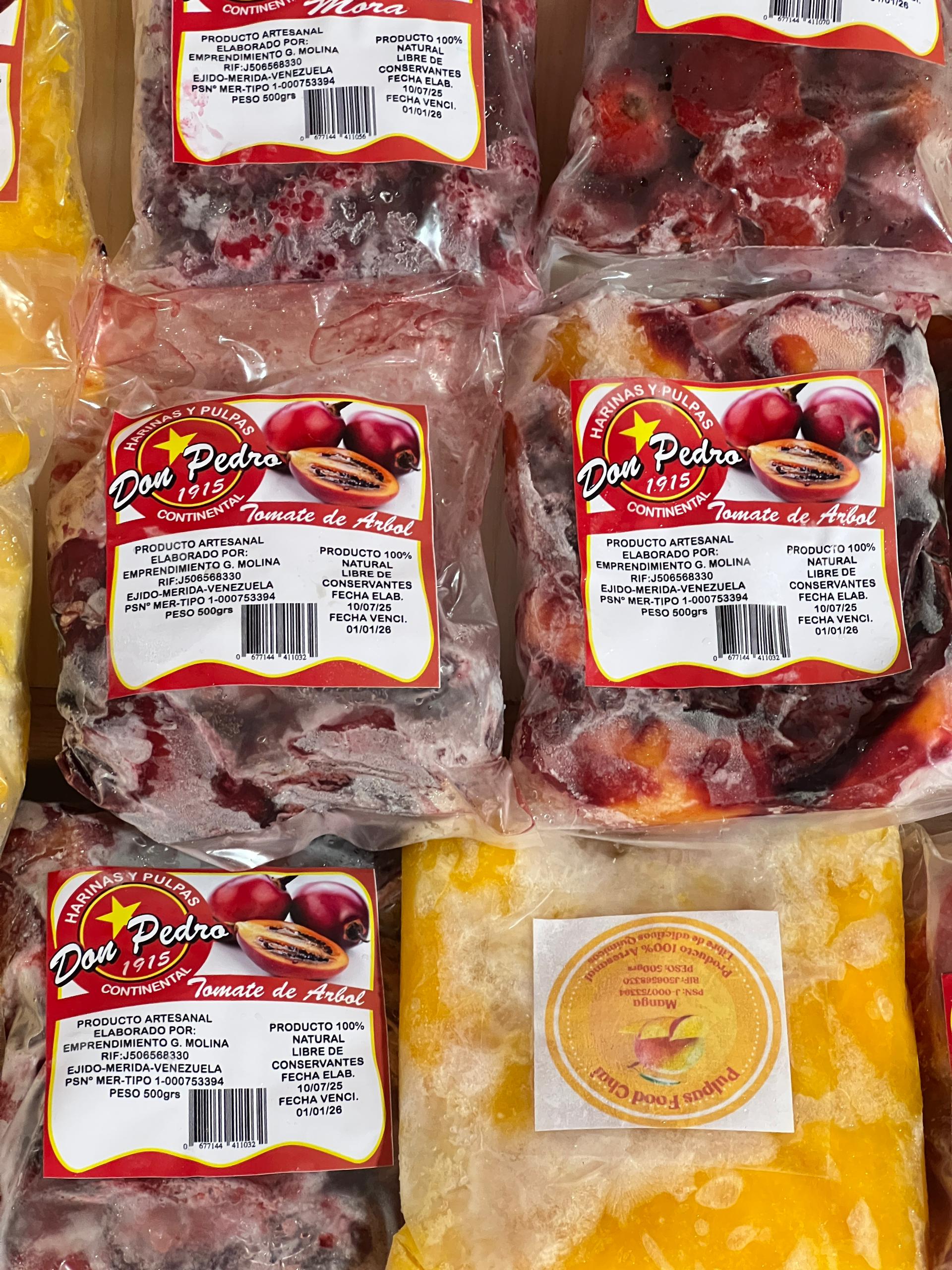 Pulpas Don Pedro de tomate de árbol, mora y mango de 500 gramos